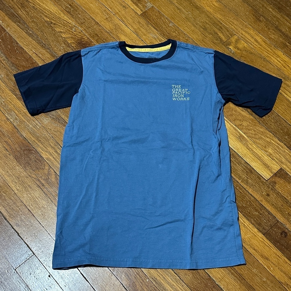 Patagonia Blue and Navy Short Sleeve Tee, XL (14)